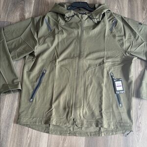 Under Armour Men's Green Performance Jacket